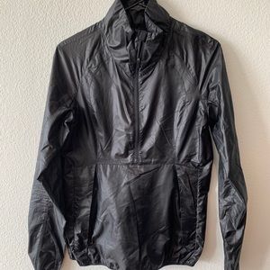LULULEMON WOMENS RAIN RUN WITH IT PULLOVER